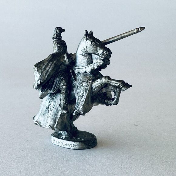 Perth Pewter Knight Mounted w/Lance, Sword #AC39 signed Ray Lamb 1985 Vintage - Picture 14 of 14